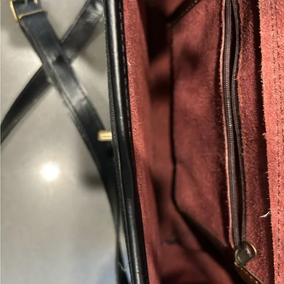 Vintage box bag. Black. Great condition. - Picture 8 of 8